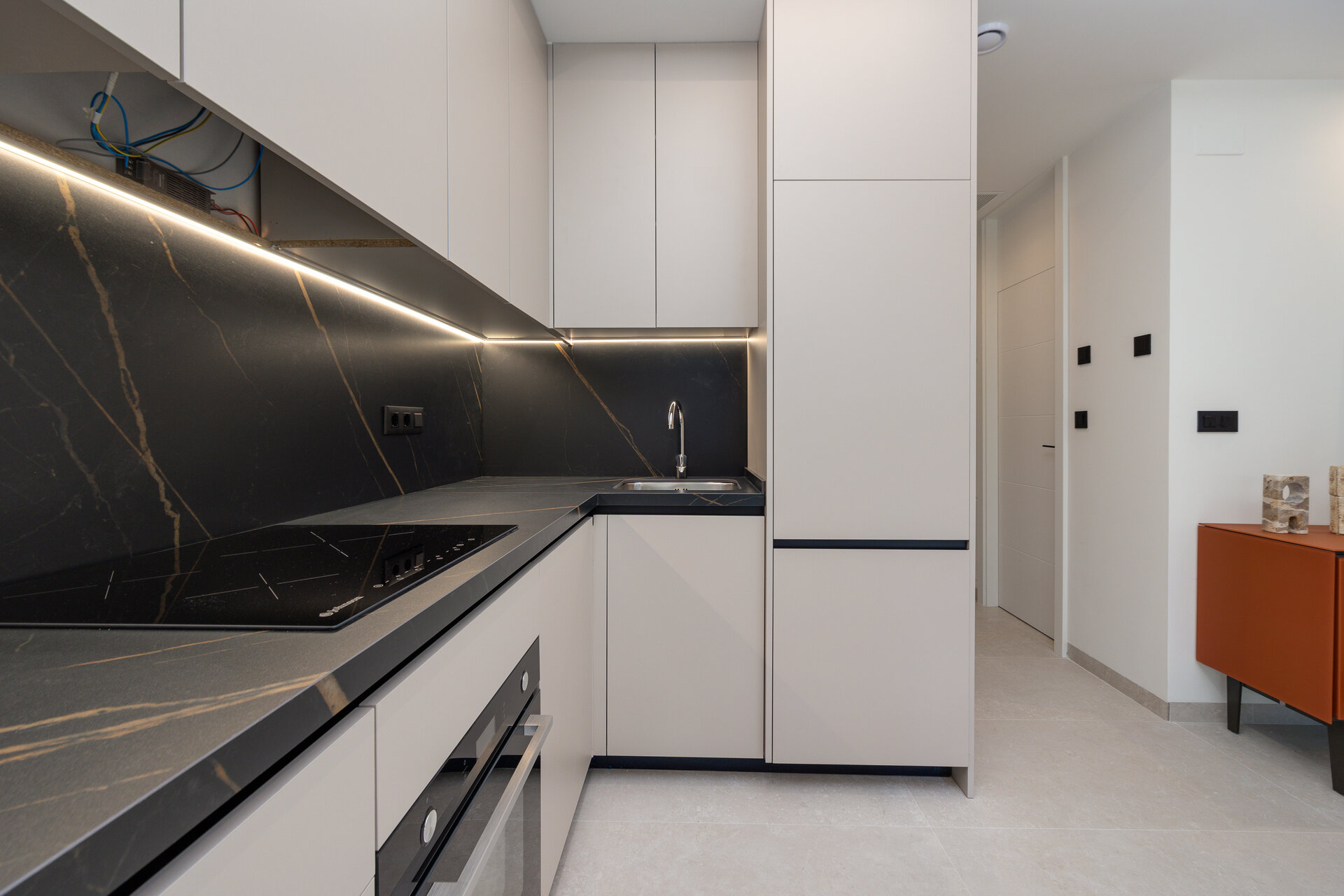 Dunara Resort — show home kitchen
