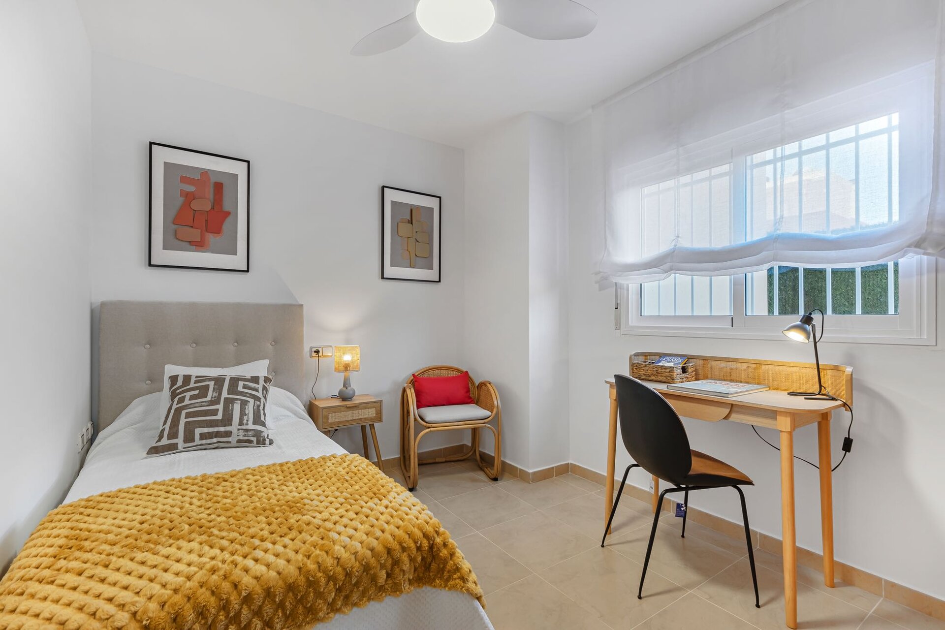 Perla del Mar — furnished bedroom