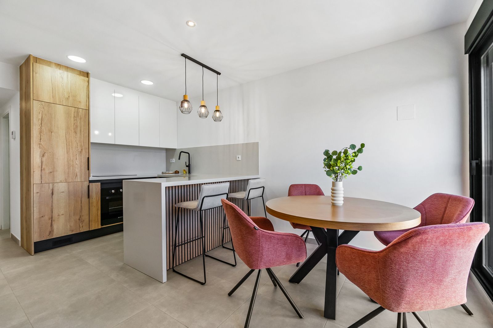 Villamar VII — kitchen and dining area
