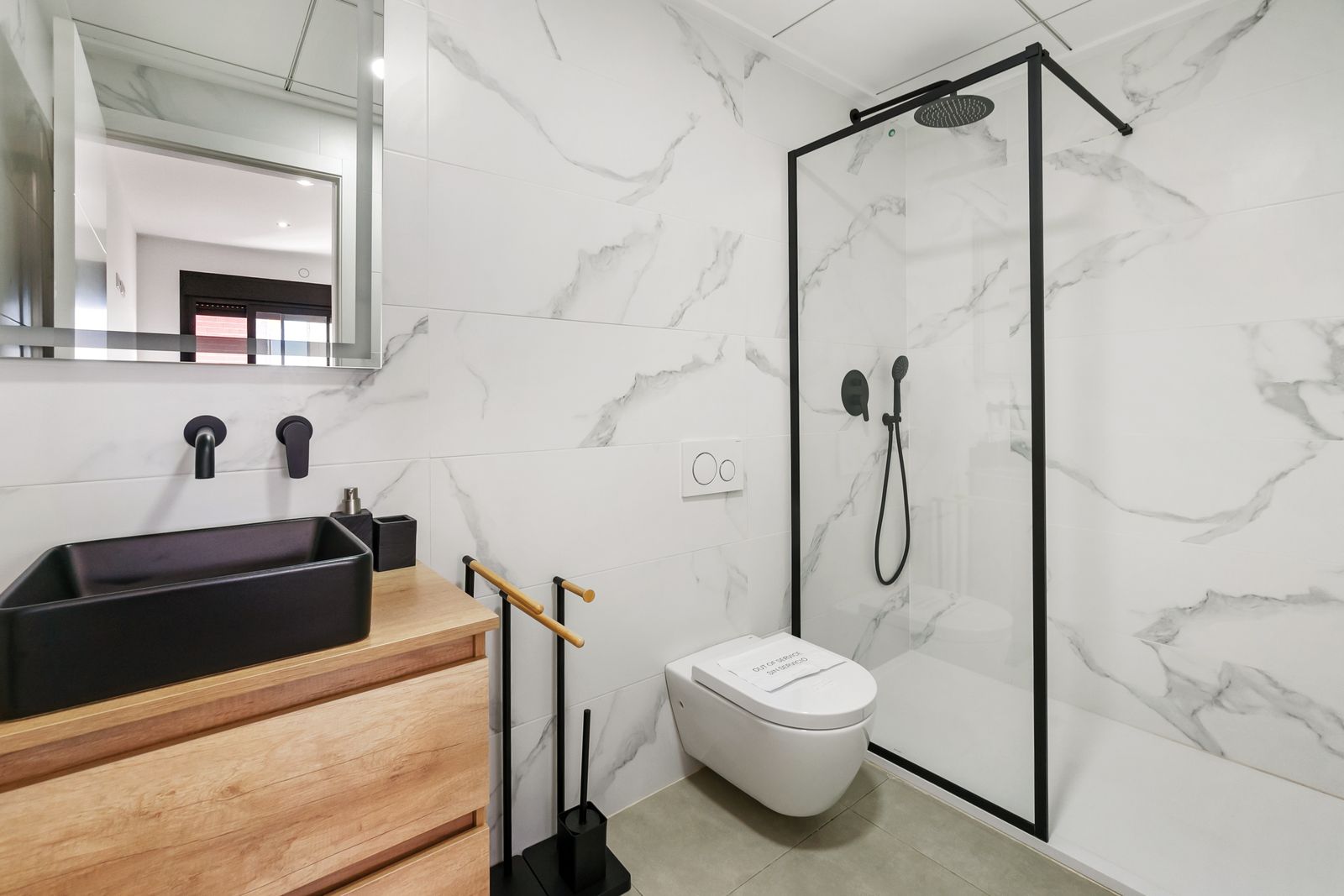 Villamar VII — bathroom