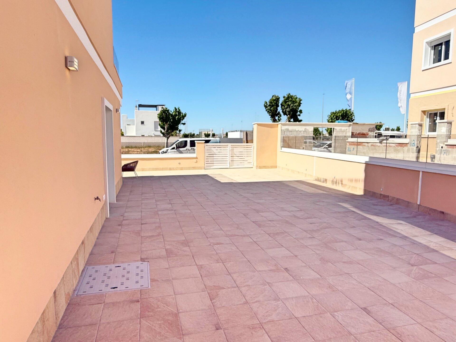 Townhouse showhouse — rooftop terrace