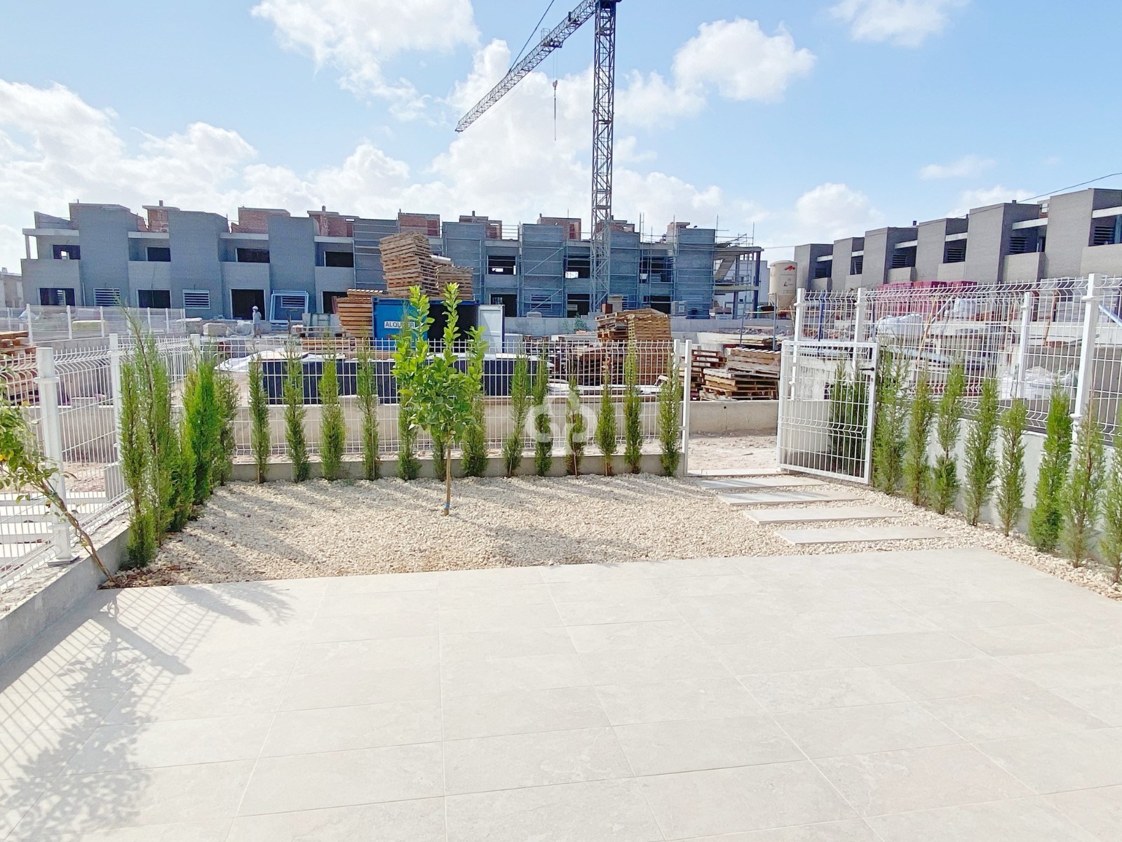 Private ground-floor garden