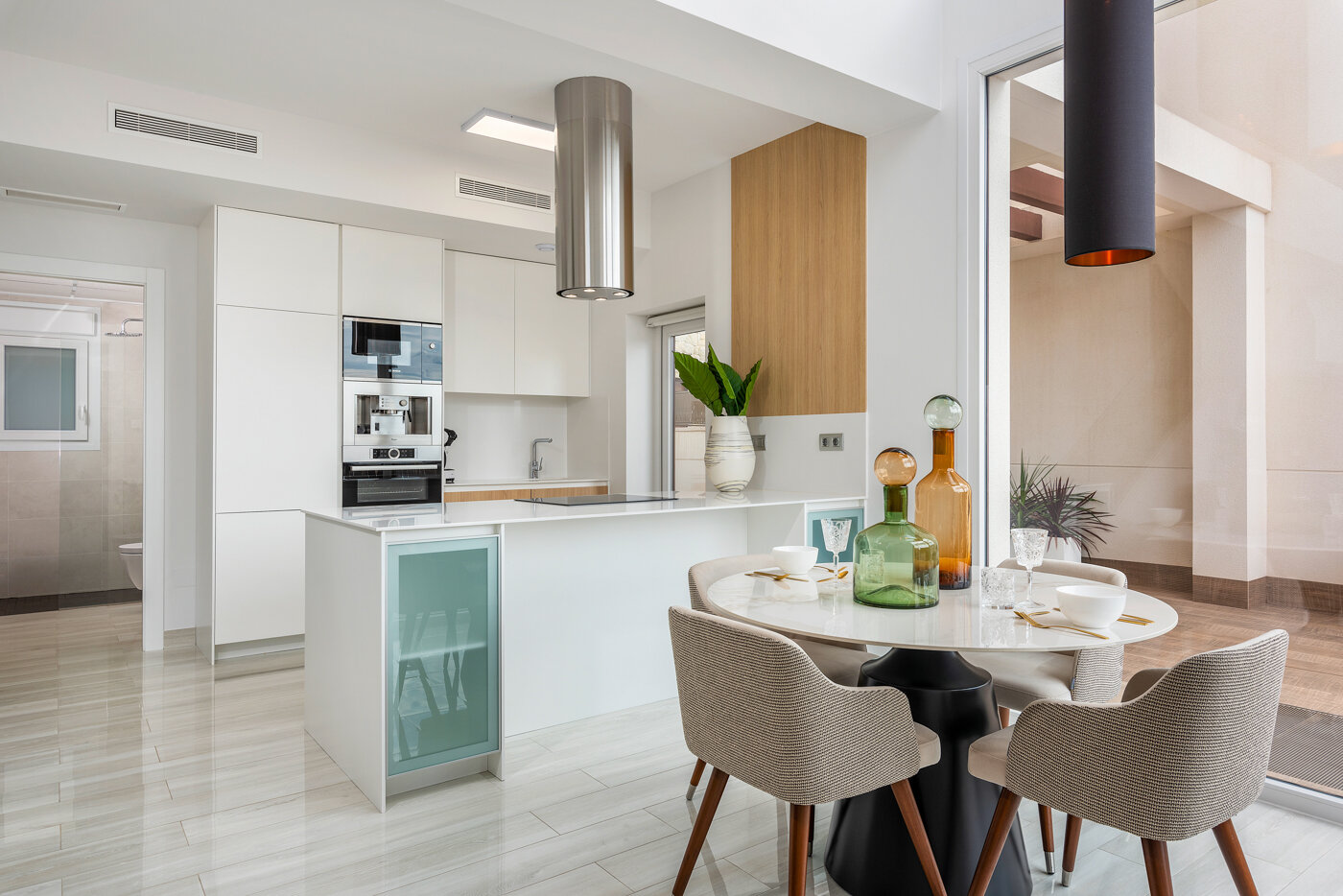 Residencial Laguna Azul — kitchen and dining