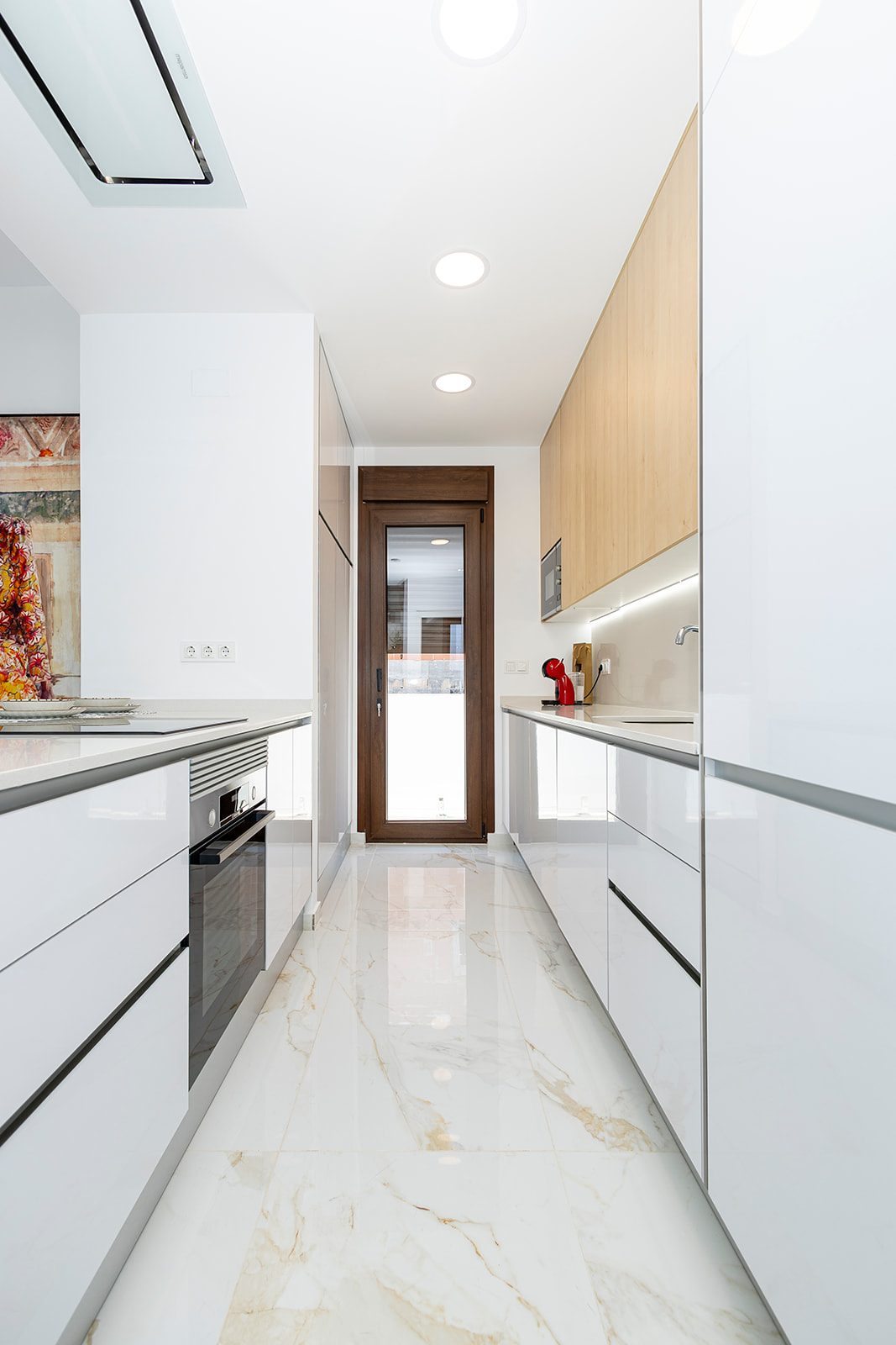 Kitchen with designer extractor