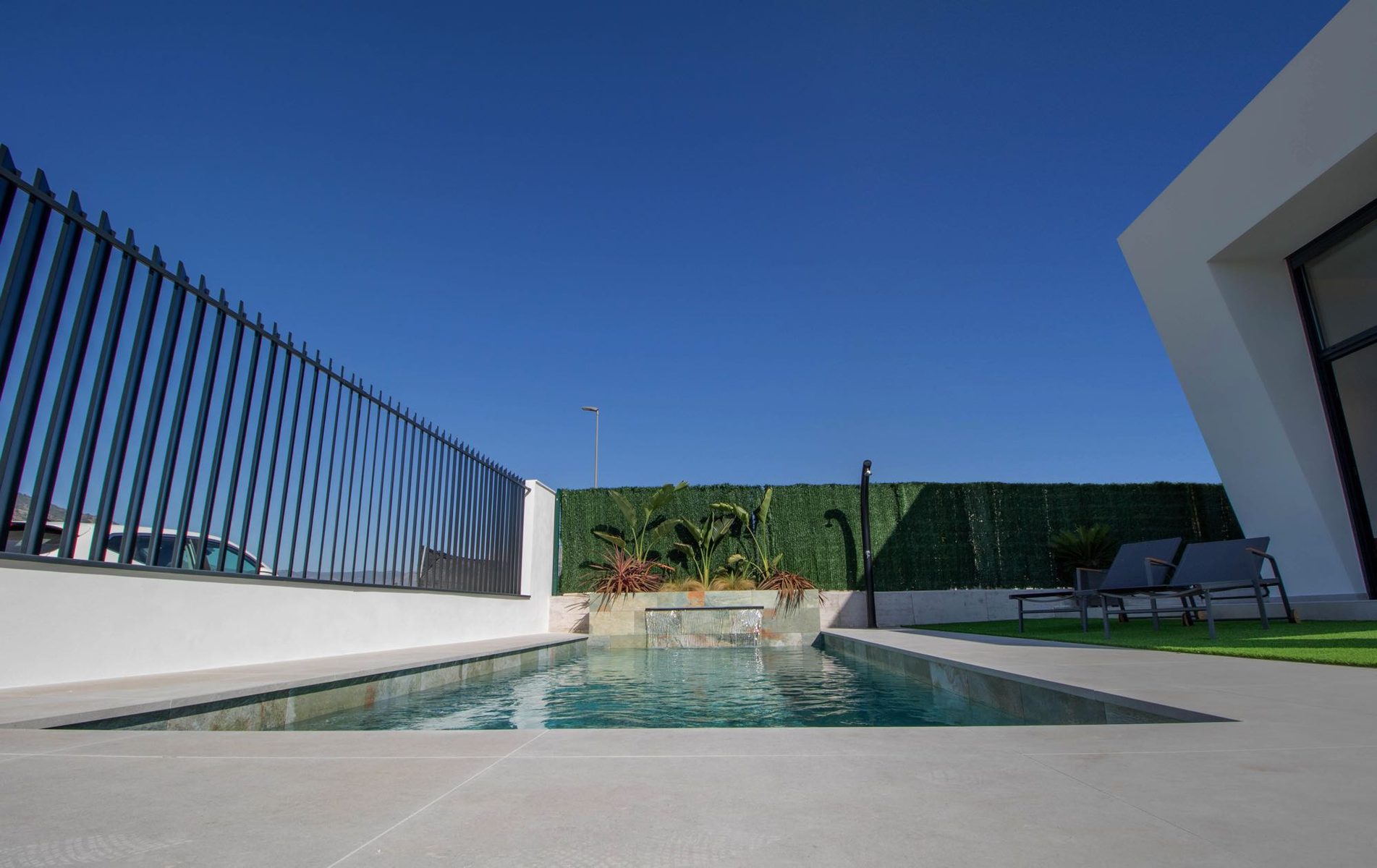 Pool waterfall detail